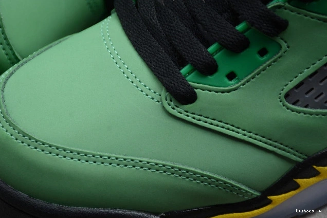 454803-535 5 Air Retro Oregon Ducks Jordan 0916